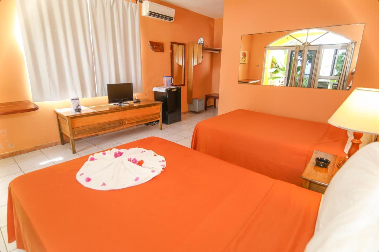 Home Sweet Home Resort نيغريل المظهر الخارجي الصورة